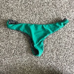 ACACIA bottoms small